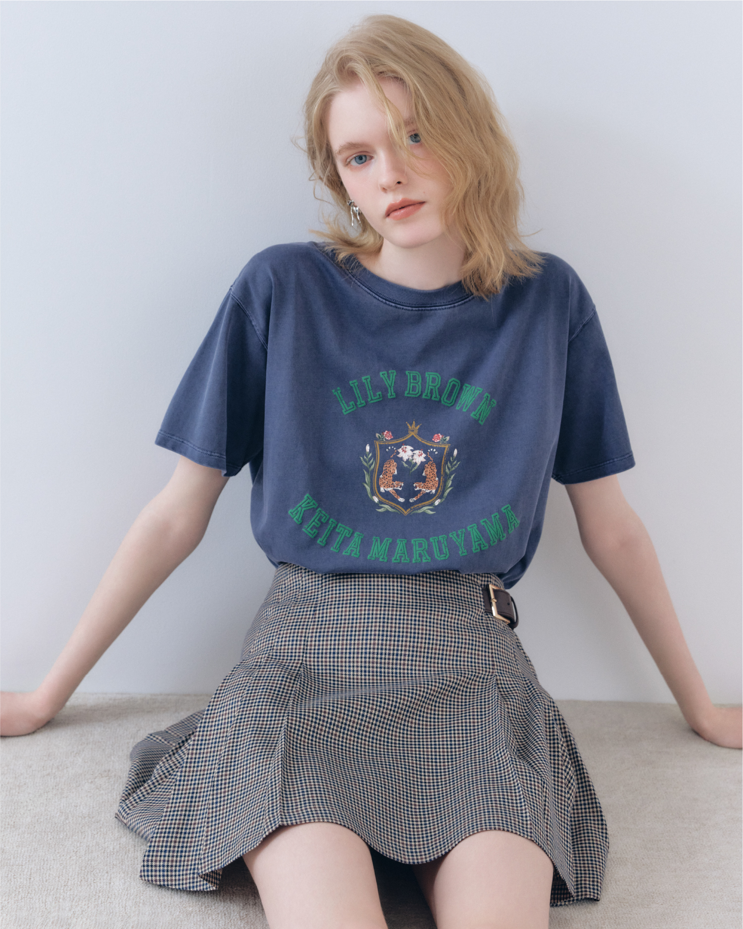 レア KEITA MARUYAMA LILY BROWN クロップドパーカー新品 すべてのカテゴリLILY BROWN×KEITA MARUYAMA 2025 AUTUMN T-SHIRT