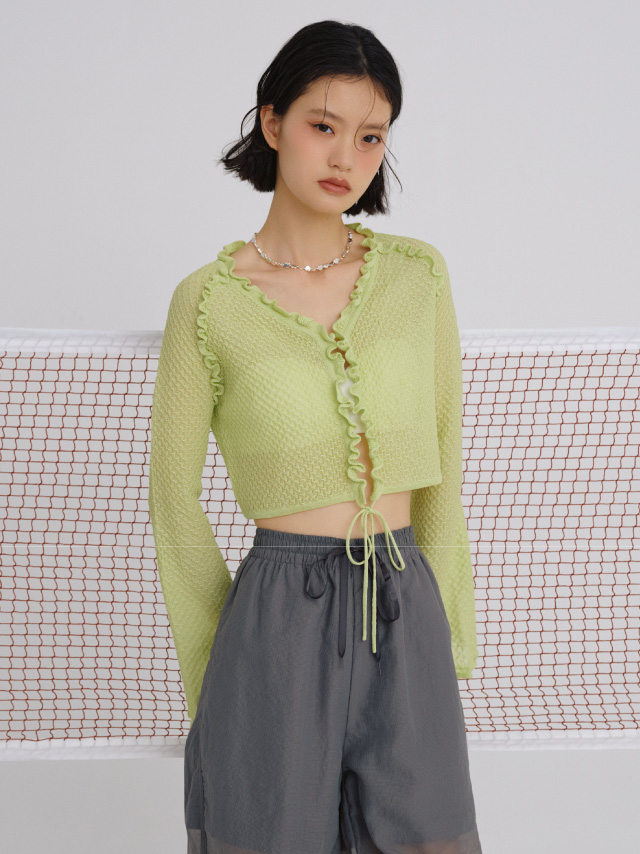 ドロストミニフリル カーディガン 着用画像