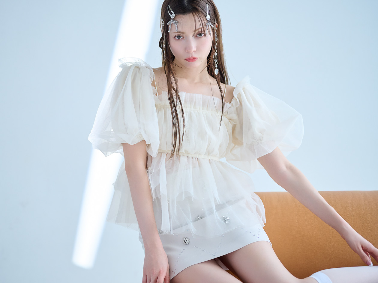 2025 SUMMER COLLECTION LOOK BOOK